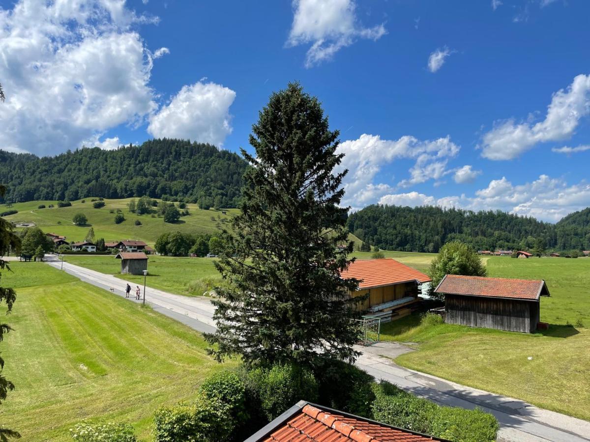 Geraeumiges Domizil Mit Bergblick Und Sauna Oberwössen Екстериор снимка